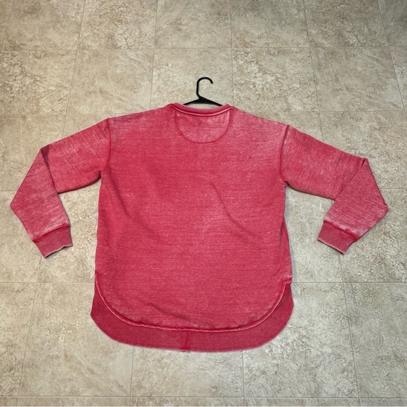 NWT Pressbox Women’s Wisconsin Badgers Red Vintage Wash Sweatshirt Size 2XL - Picture 6 of 6